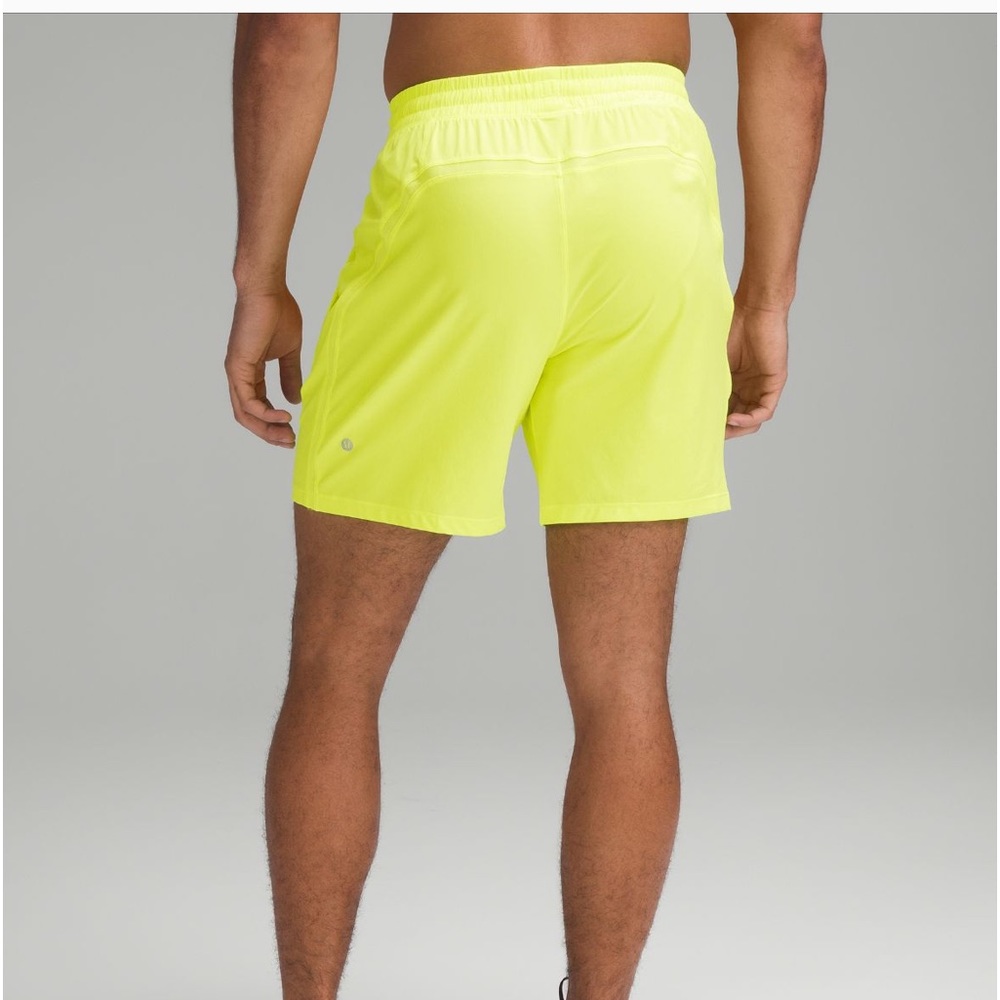 men’s lululemon pace breaker 5” shorts